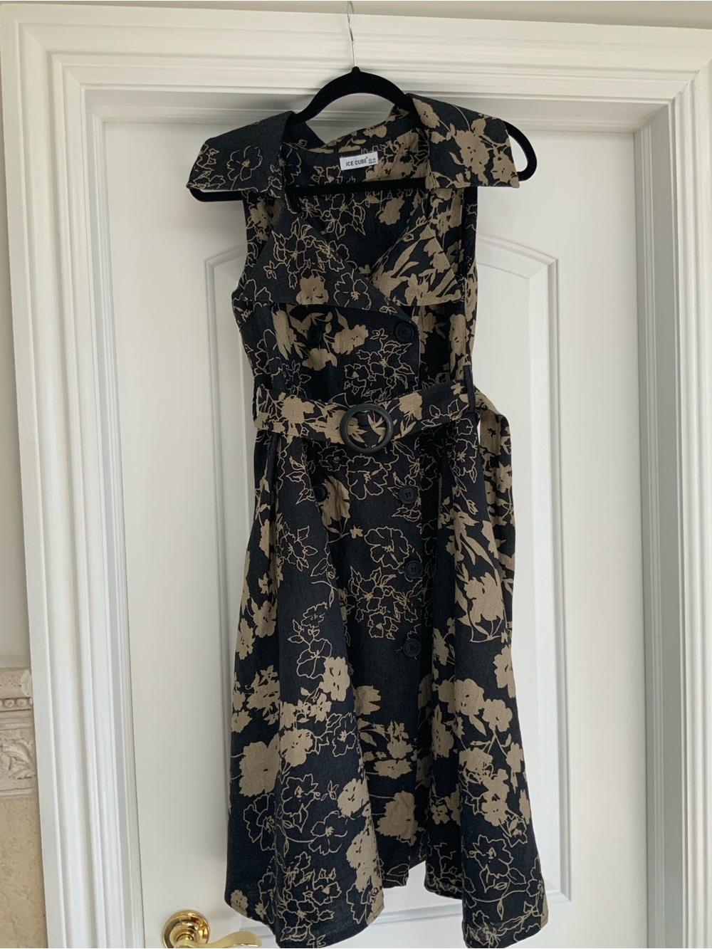 Sleeveless Floral Belted Midi Dress in Black and Tan